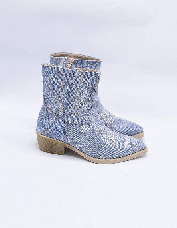 מגפון גוי גינס בהיר