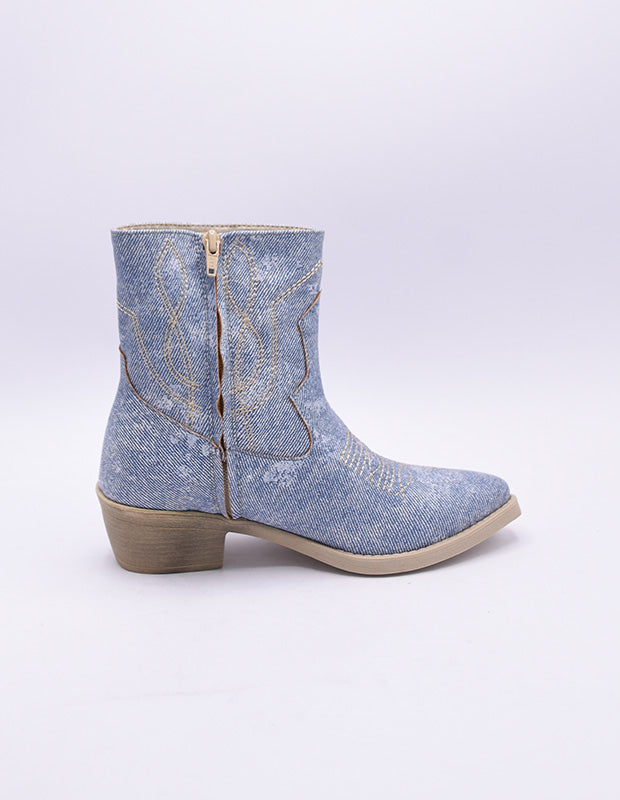 מגפון גוי גינס בהיר