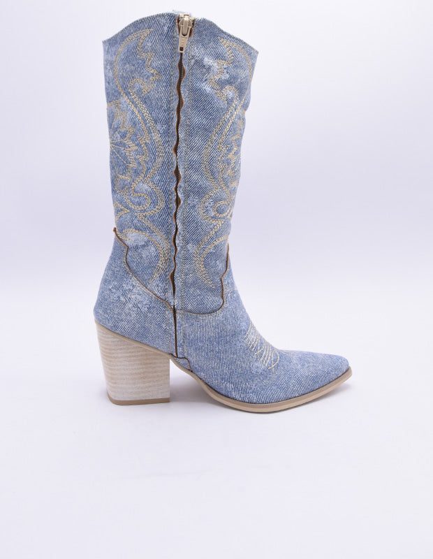 מגף גינס רקום בהיר