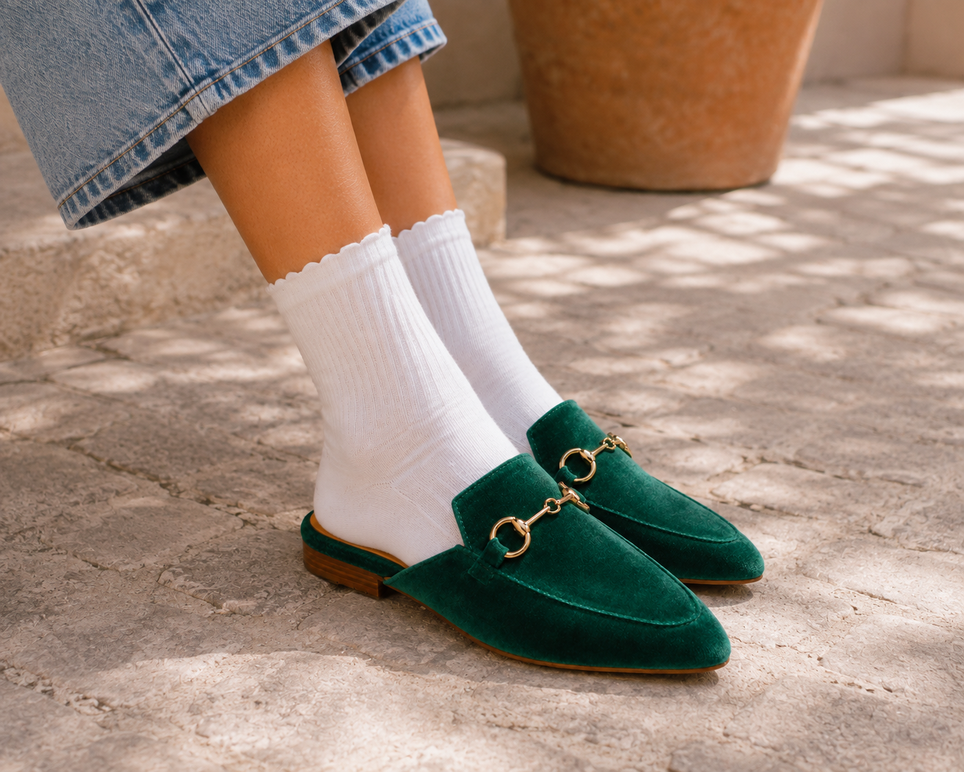 Velvet slide