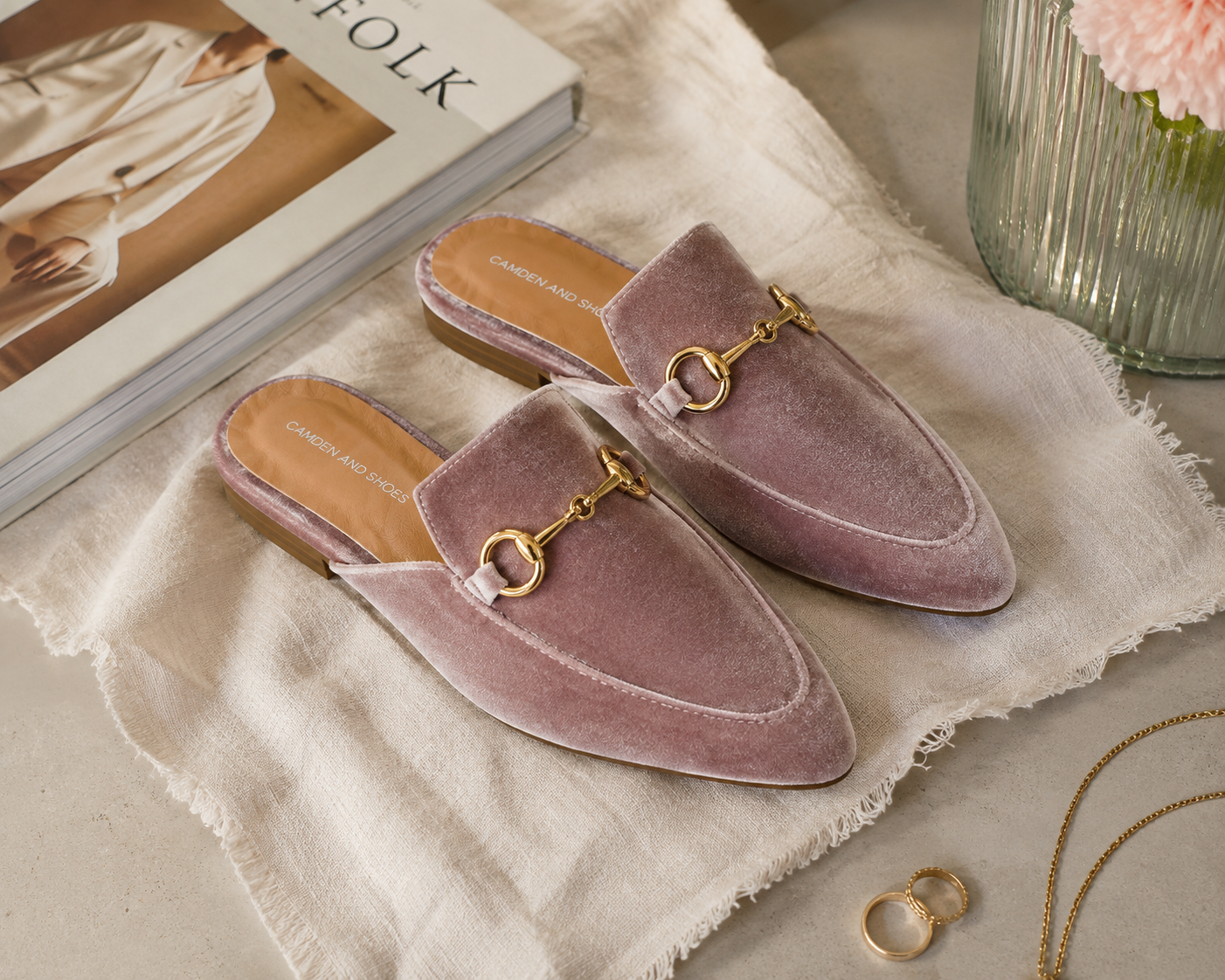 Velvet slide